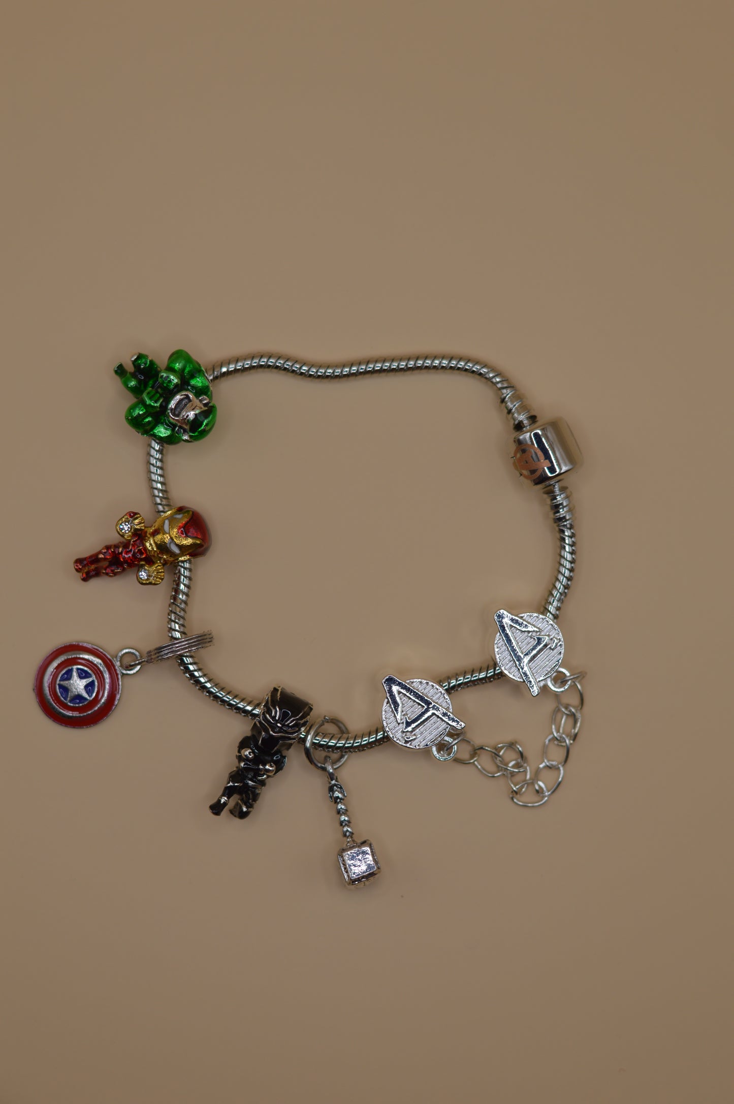 Pulsera Avengers